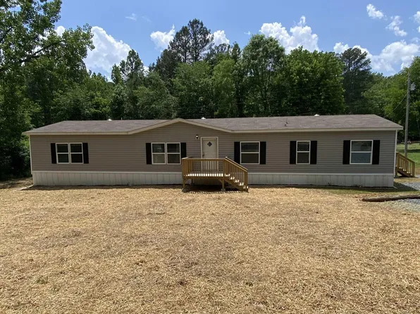 1208 Tredegar Rd, Jacksonville, AL 36265