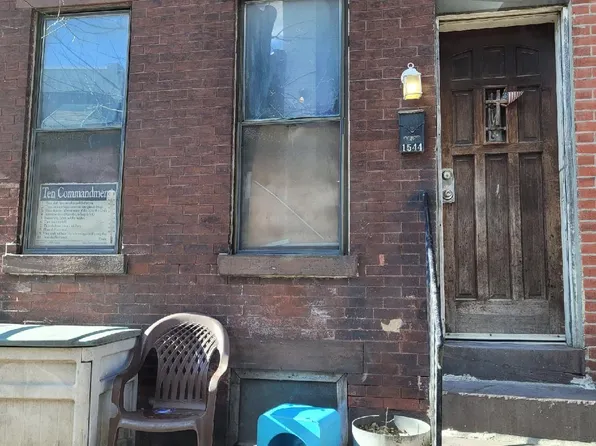 1544 S Bambrey St, Philadelphia, PA 19146