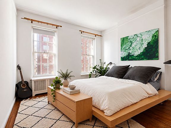 3rd image of 531 E 72nd St APT 5B