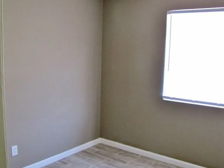 1124A Plaza Oro Loma — Photo 10