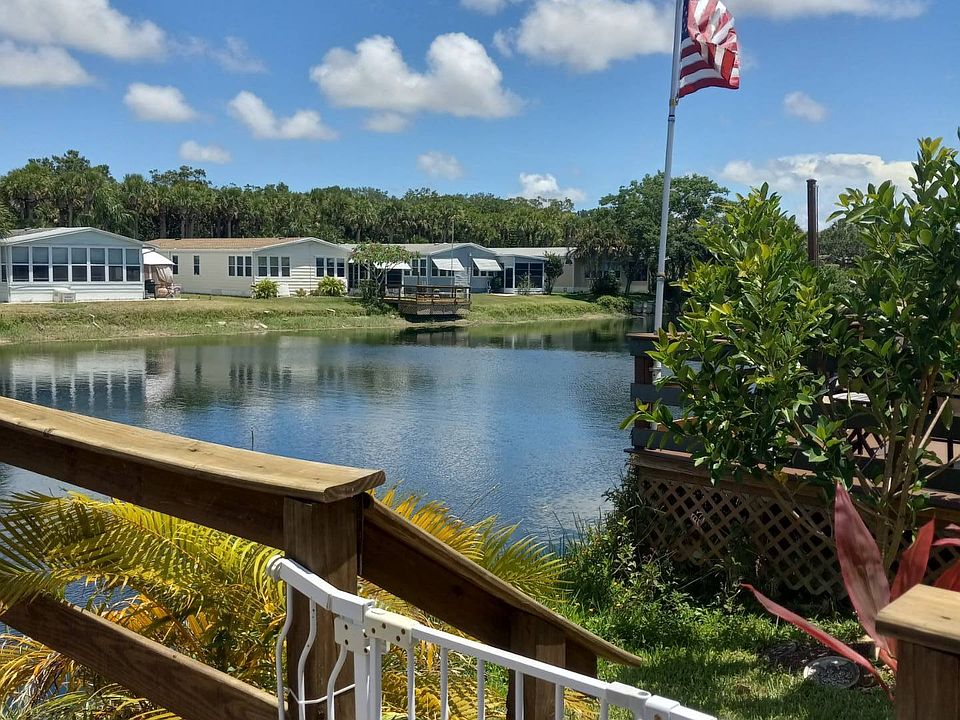 1st image of 607 Waveside Dr