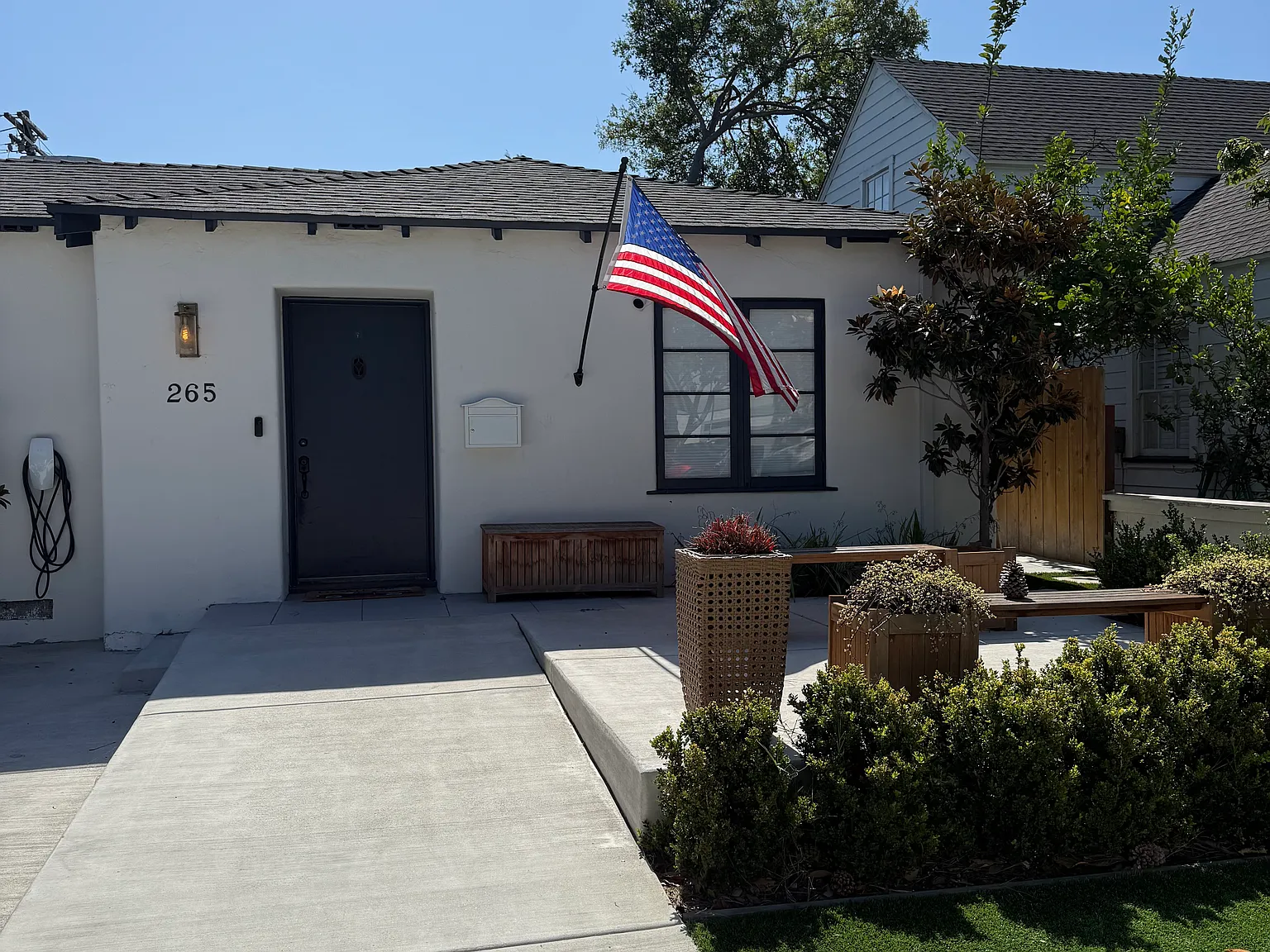 4 bed, 1782 sqft, $7,700 — Photo 4