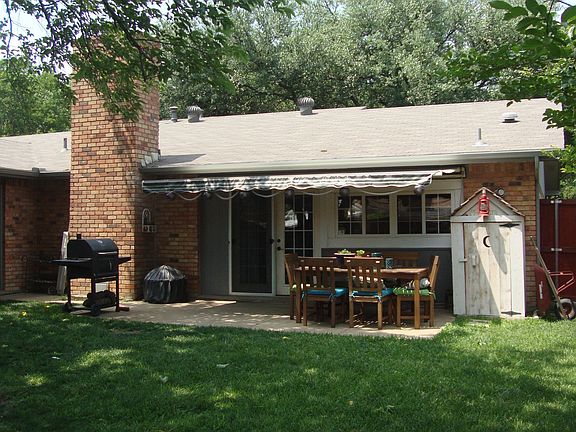 2nd image of 1012 Mossvine Dr