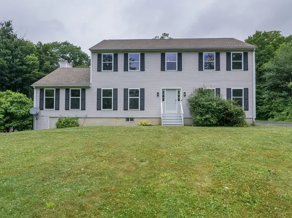 27 South St, Blandford, MA 01008