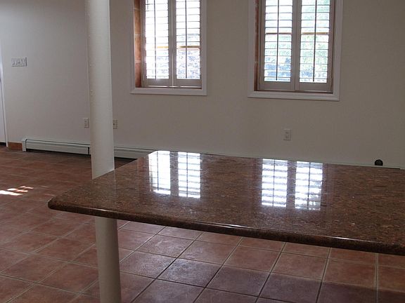 2nd image of 772 Howard Ave #1