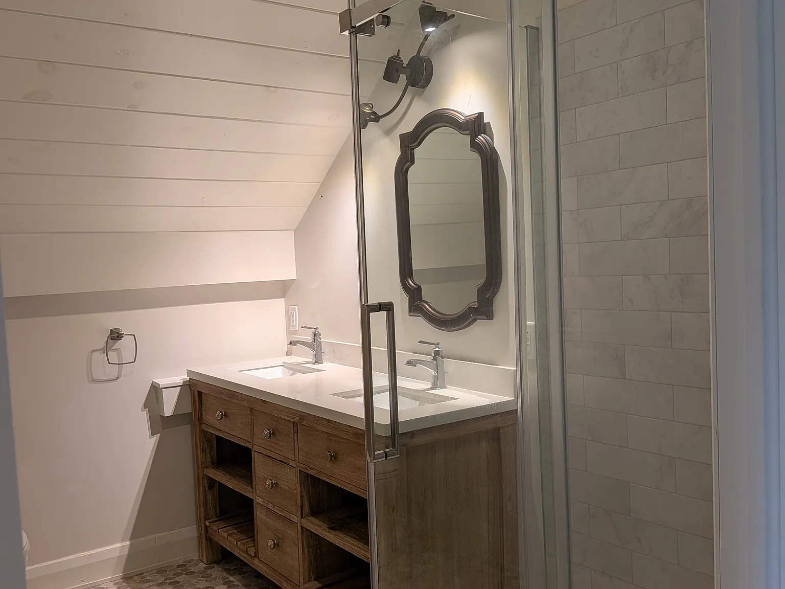 2 bed, $2,100 — Photo 2