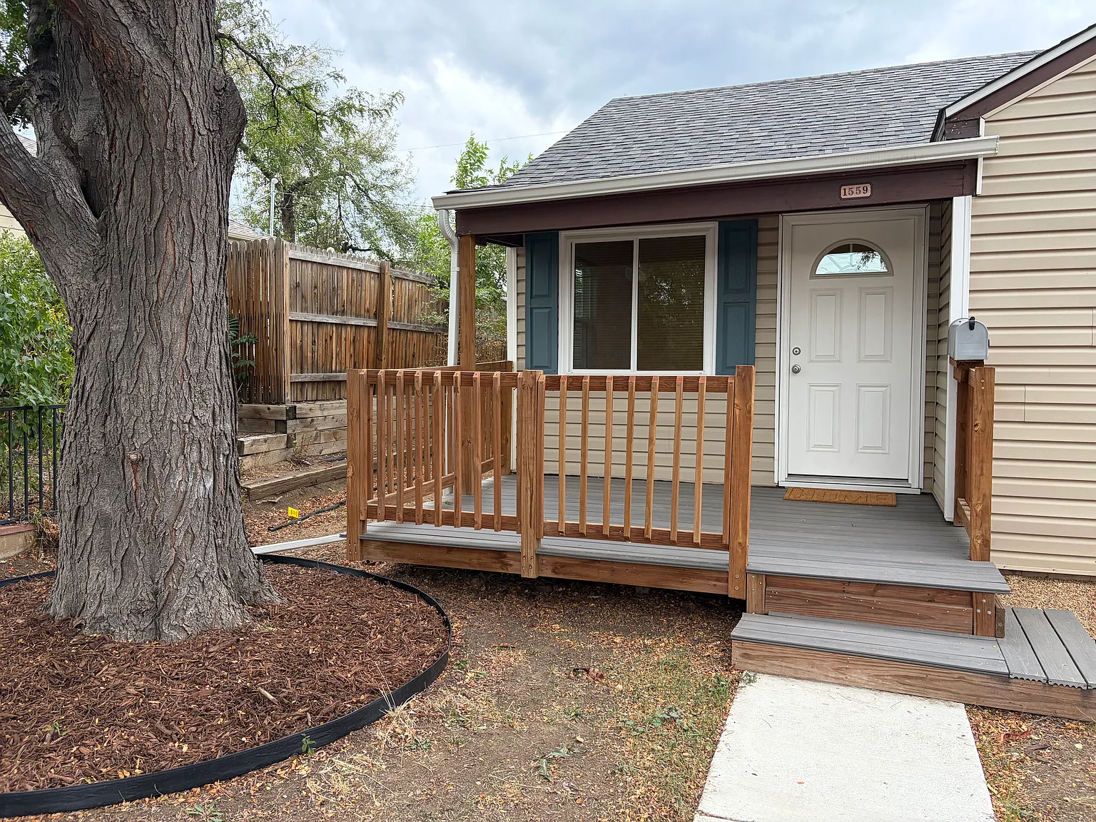 4 bed, 1800 sqft, $3,200 — Photo 3