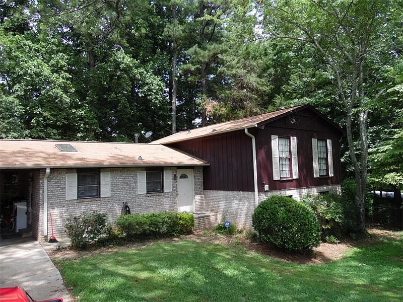 1st image of 2411 Bailey Dr