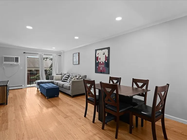 130 N Kensico Ave #11C — Photo 3