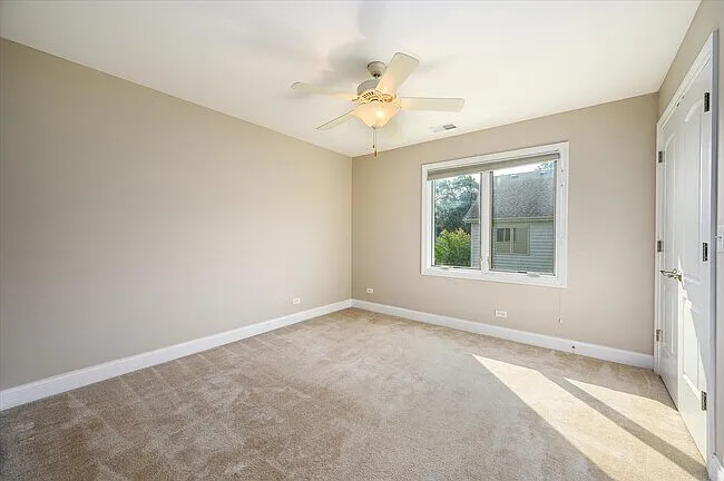 172 Mayo Ct — Photo 30