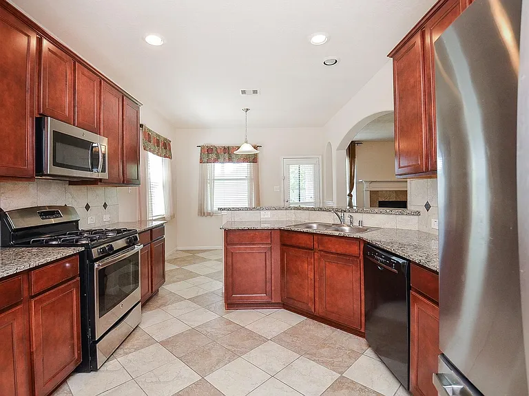 26715 Mandrake Falls Ct — Photo 12
