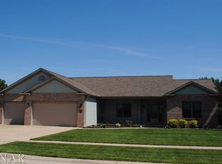 409 Cobble Creek Ln, Heyworth, IL