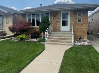 5810 S Menard Ave, Chicago, IL