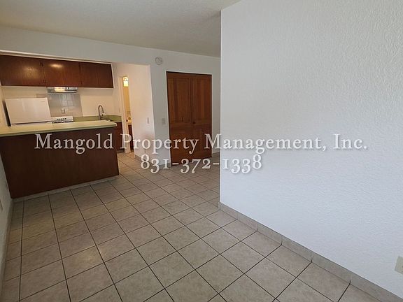 5th image of 324 Prescott Ln APT 6