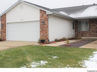 2720 Walter Rd, Springfield, IL 62703