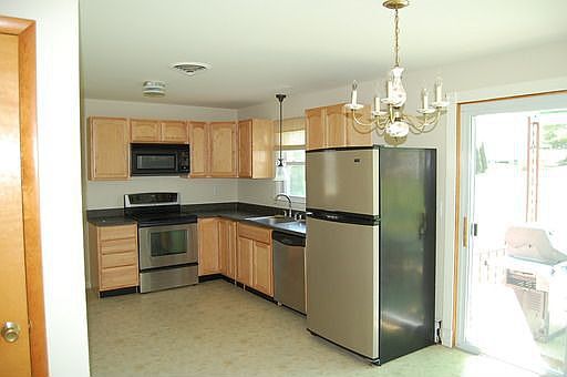 2nd image of 1002 Prospect Mill Rd
