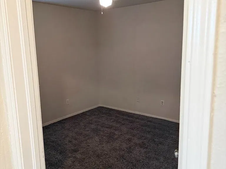 Unit Photo