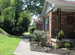 382 Huntington Ridge Dr, Nashville, TN 37211