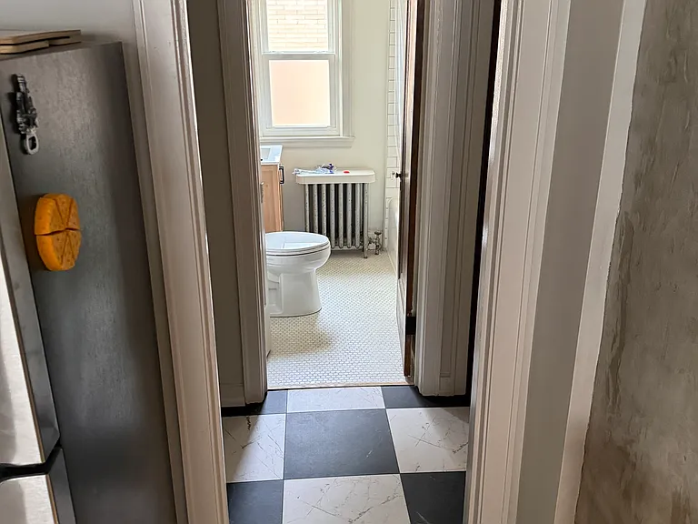 517 N 66th St — Photo 10