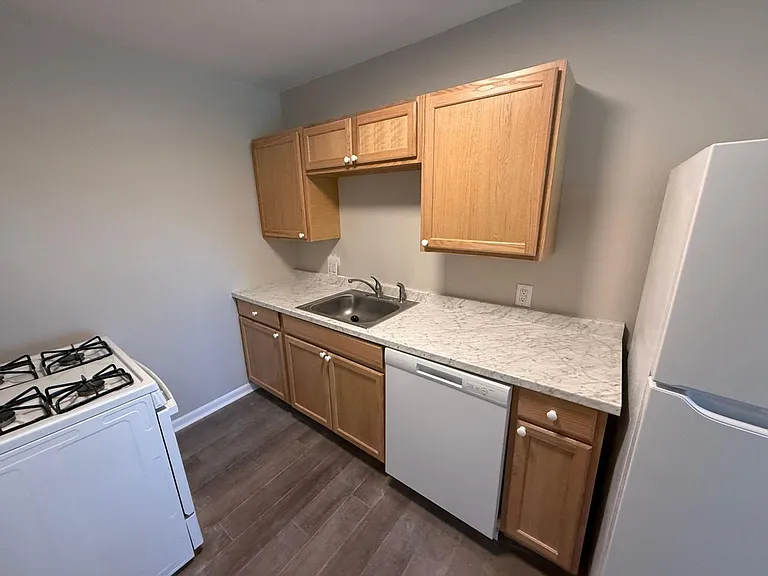 213 N Ann St #4 — Photo 14