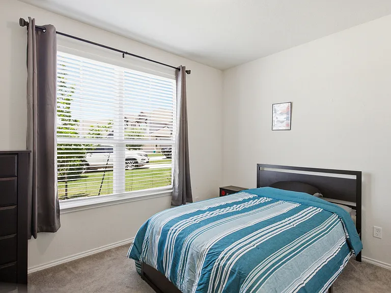 9010 Canopy Bnd — Photo 31