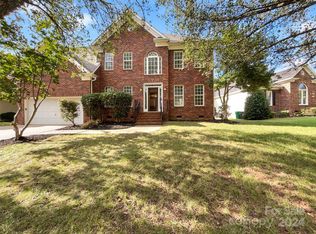 12415 Oakbriar Ln, Charlotte, NC 28273