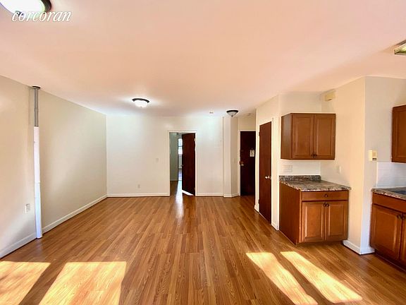 4th image of 326 2nd St #2B
