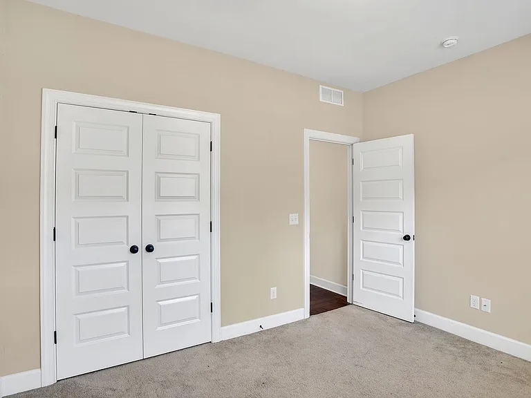 999 Starr Ct — Photo 25
