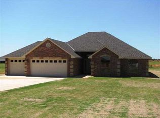 15 NE Lily Lamb Rd, Fletcher, OK 73541