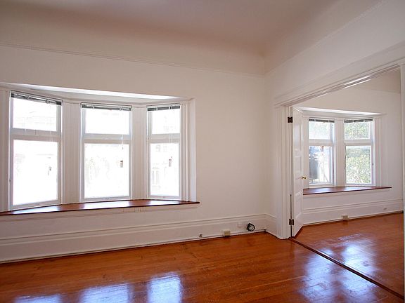 2nd image of 881 Haight St