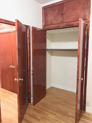 Rented by Elbe Real Estate Inc | media 7