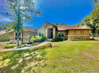 116 Hidden Forest Dr, La Vernia, TX 78121