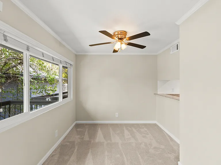 Sycamore Green Apartments — Photo 43