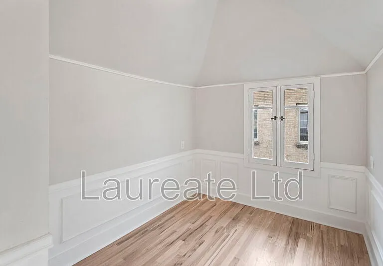 1058 N Pearl St #4 — Photo 12