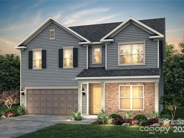 19108 Yellow Birch Dr, Charlotte, NC 28278