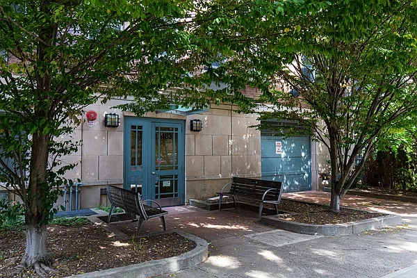 Sold by Statis Realty LLC | media 19