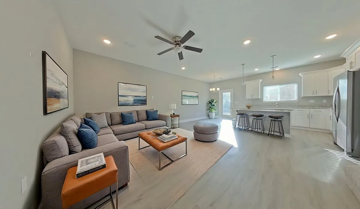 806 Kenneth Drive — Photo 4