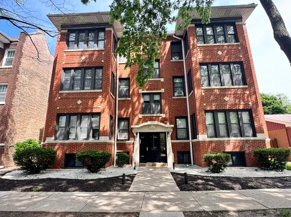 (undisclosed Address), Oak Park, IL 60304