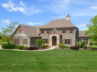 1180 Hickory Hill Pkwy W, Hubertus, WI 53033