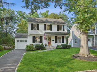 94 Colfax Rd, Springfield, NJ 07081