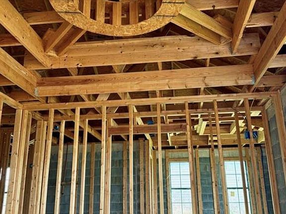 4th image of 6307 Earth Dr