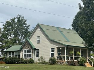 985 Mohawk Ridge Rd, Bulls Gap, TN 37711