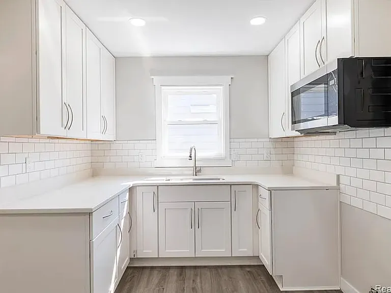 8637 Robindale Ave — Photo 2