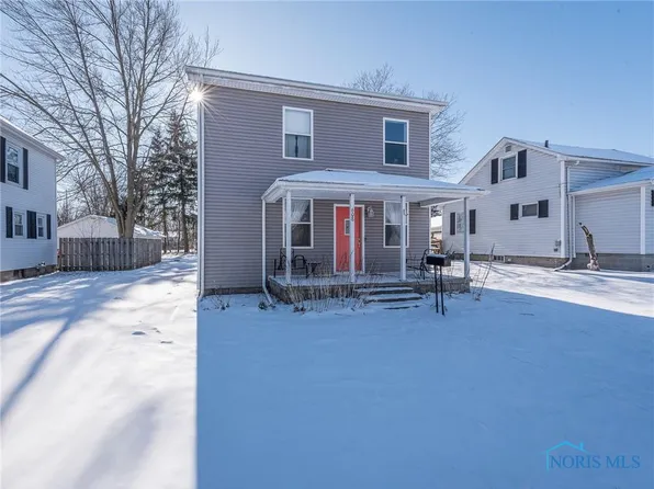 608 E Elm St, Wauseon, OH 43567