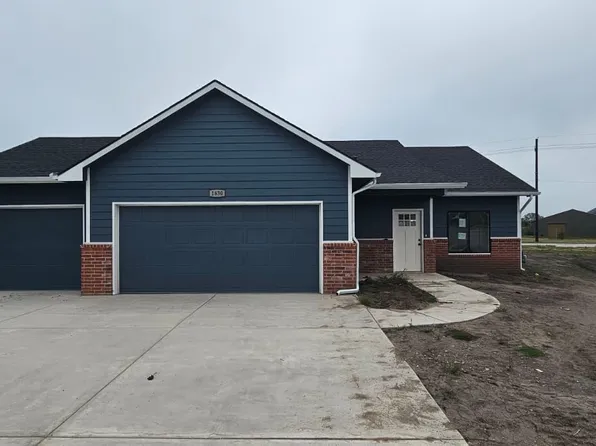 1630 Midway Ct, Valley Center, KS 67147