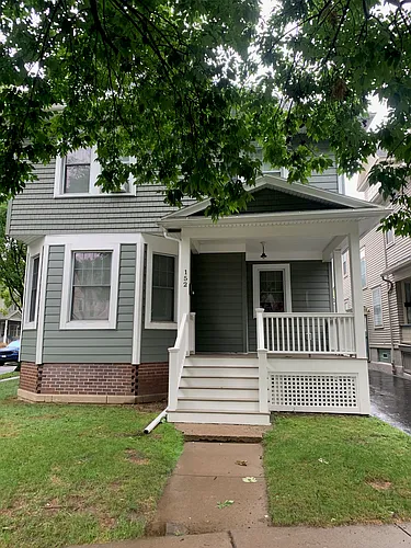152 Rosedale St Photo 1