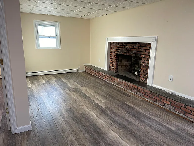 35 Dawes Ave #2 — Photo 1