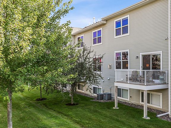 3rd image of 9534 Roosevelt Dr