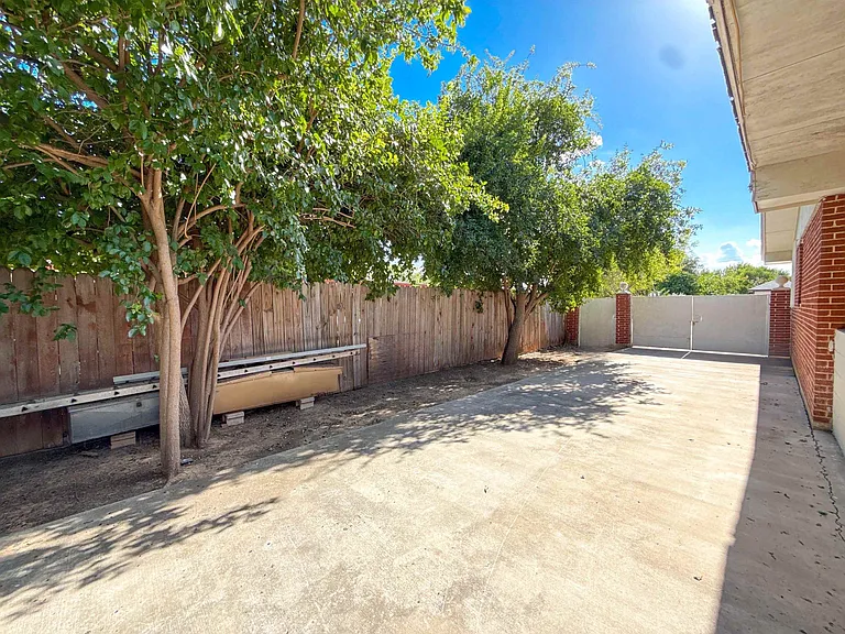 201 Gumwood Ln — Photo 19