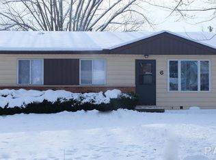 6 New Salem Rd, Bartonville, IL 61607